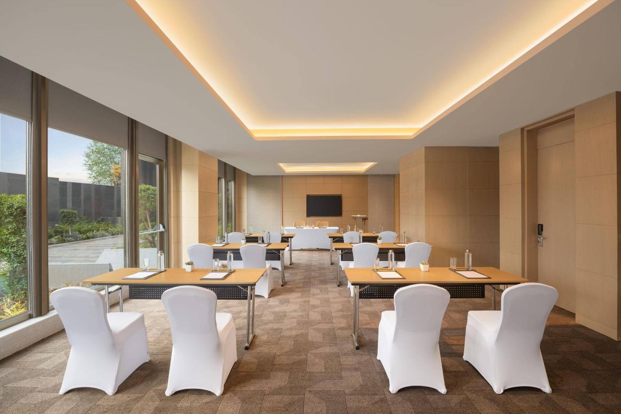 מלון Courtyard By Marriott שילונג מראה חיצוני תמונה